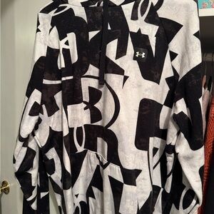 Under Armour Black and White Hoodie XXL